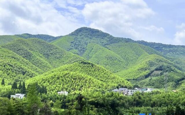 Moganshan Yufei Chinese Inn (Xiantan Village Scenic Area)