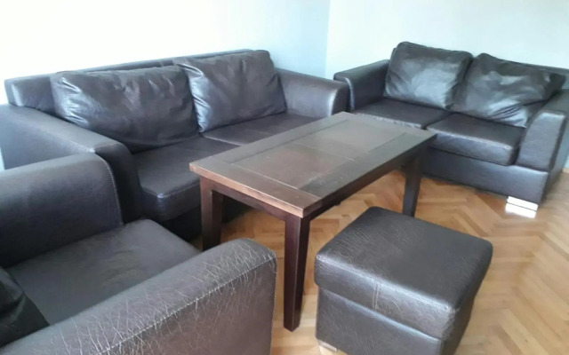 Apartment ILIEVI