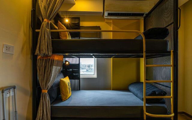 The Hosteller Bangalore, Brigade Road