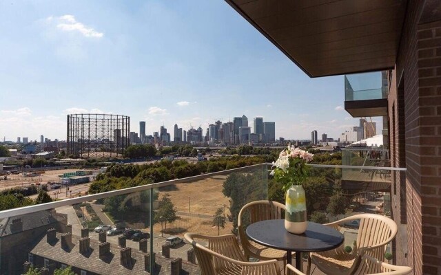 2 Bed Luxury Apartment in N. Greenwich