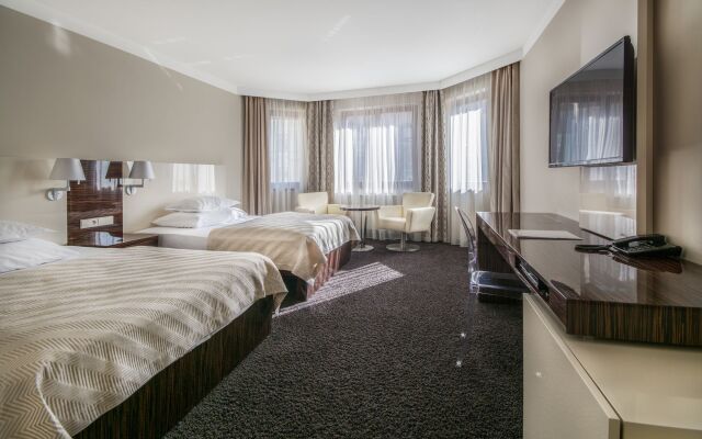 Luxury Spa & Wellness Hotel Prezident