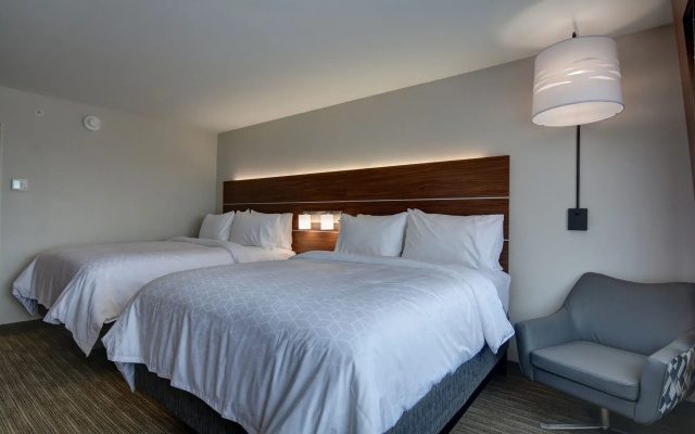 Holiday Inn Express & Suites Greenville - Taylors by IHG