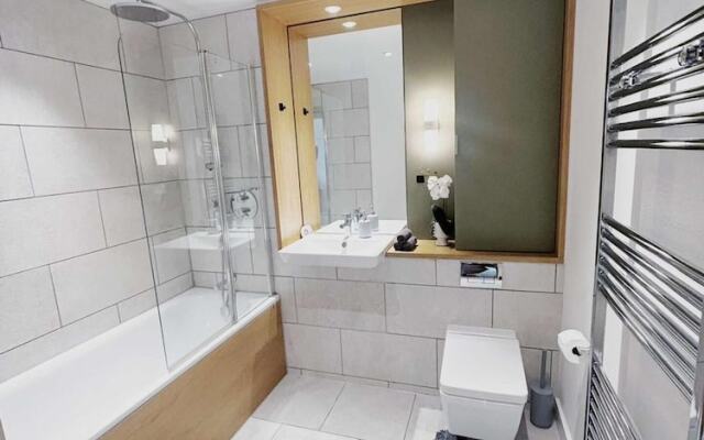 Apartment-newham-sleeps2-balcony-89ws