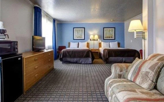 Travelodge Logan Ut