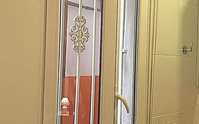 Yellow Centro La Latina Plaza Mayor