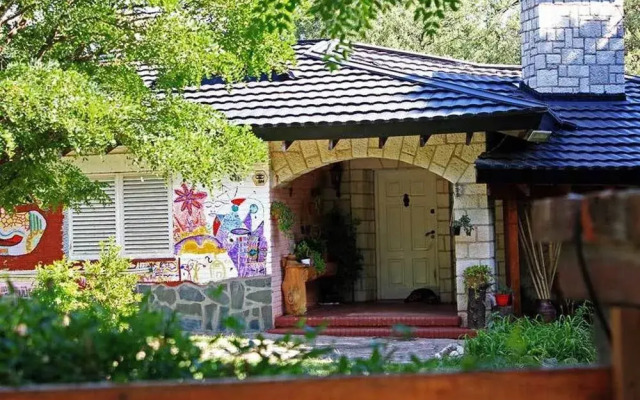 Hostel Halcon