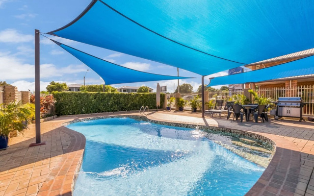 Cascade Motel In Townsville
