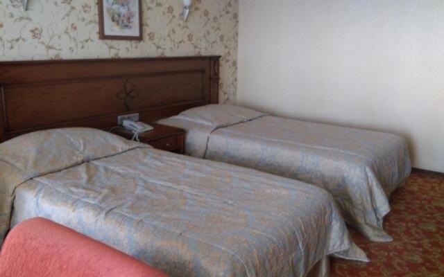 Candan Beach Hotel