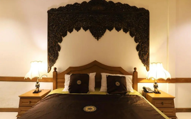 Right Spot Inn Hotel