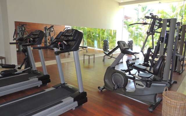 Unlimited Luxury ARENA Condo