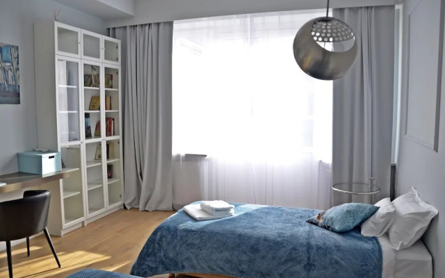 UNIT Centrum deLuX Plac Zbawiciela