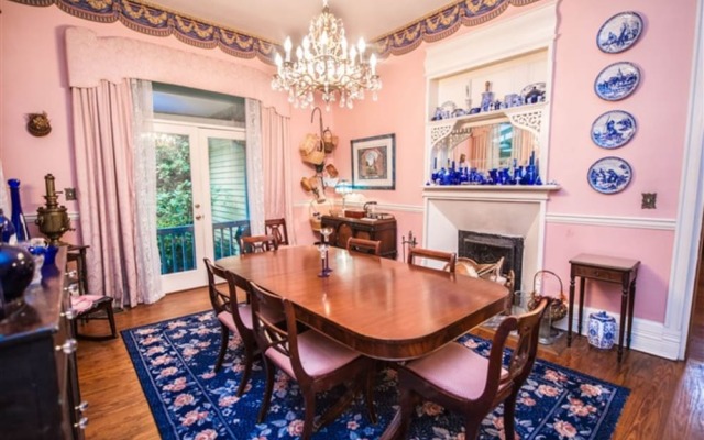 Sugar Magnolia Bed & Breakfast