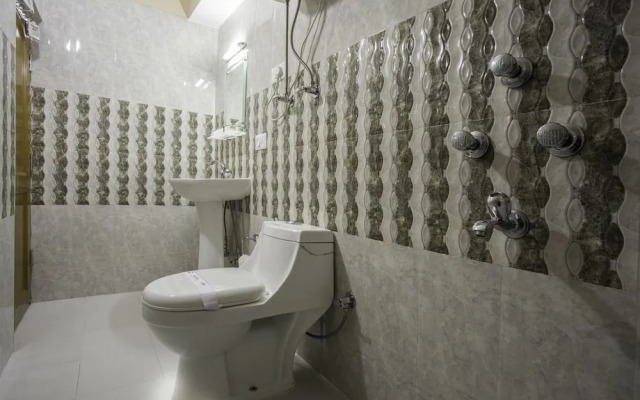 Hotel White Yak