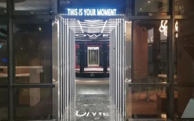 The Horizon Hotel