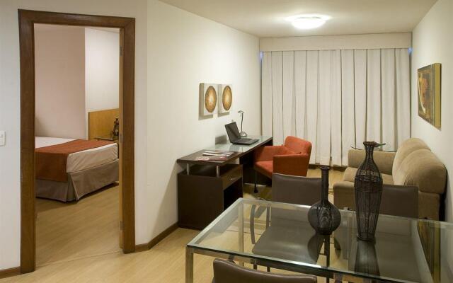 Bristol La Place Hotel
