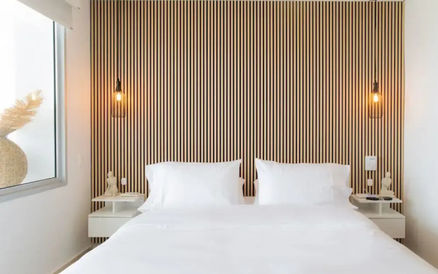 w Spectacular Loft With Balcony in Crespo