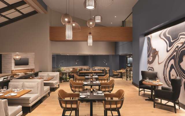 DoubleTree Suites by Hilton Hotel Tampa Bay