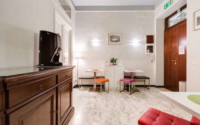 B&B 2 Passi Al Colosseo