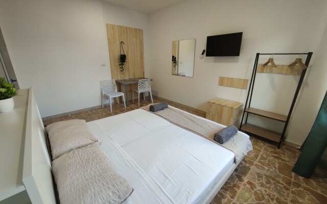 Santa Rita Rooms