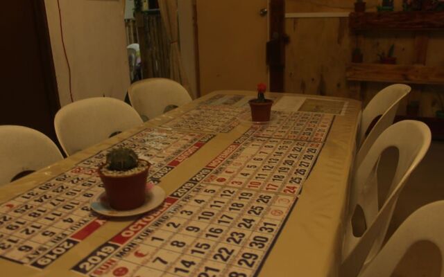 Maraño's Hometel