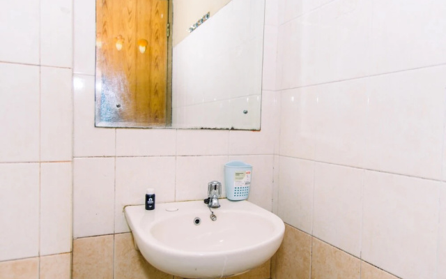 Comfy 2Br Apartment At Mediterania Palace Residence
