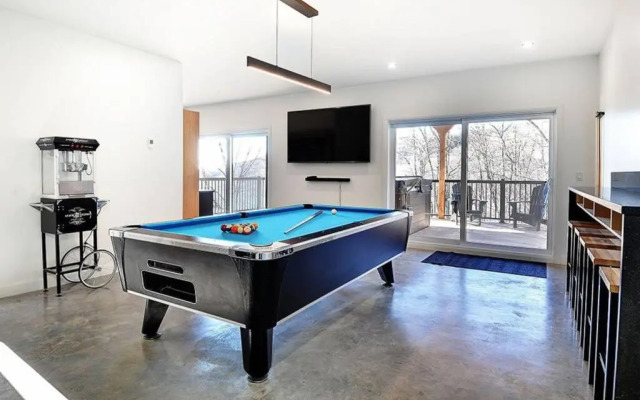 Blanc 28 - Les Chalets Alpins, Stoneham