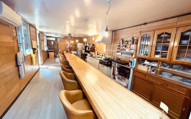 Starlight Hostel Endeavour