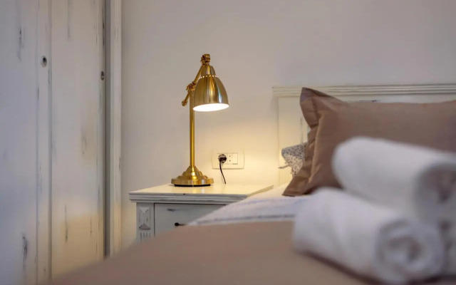 Studio Apartment Luka