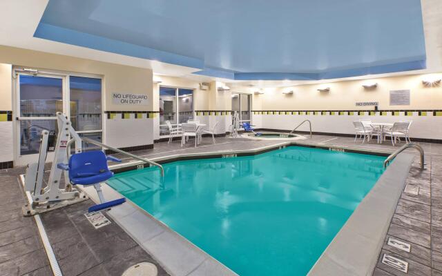 Fairfield Inn & Suites by Marriott Lexington North