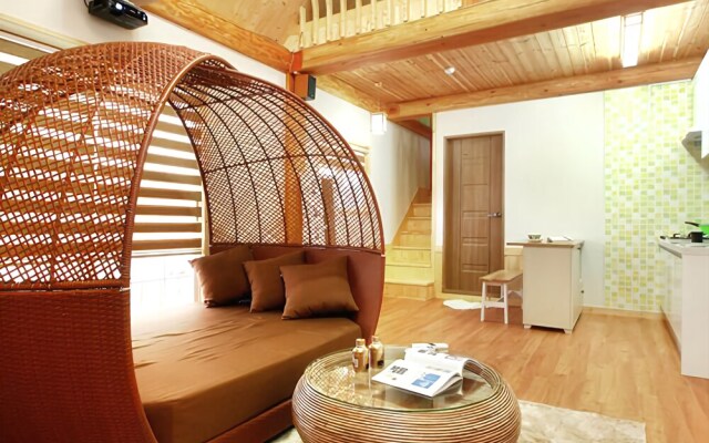 Gyeongju Healing House Pension