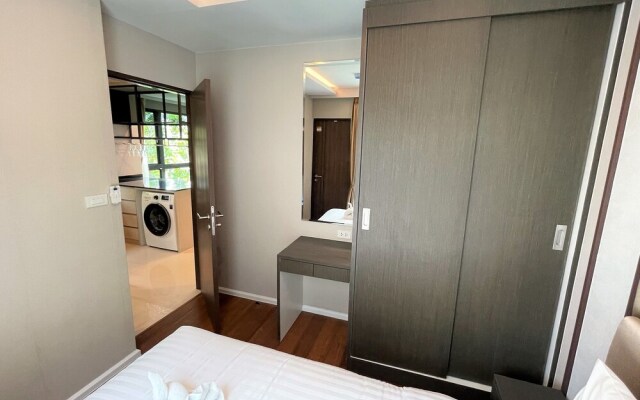 Deluxe apartment at Panora by Lofty