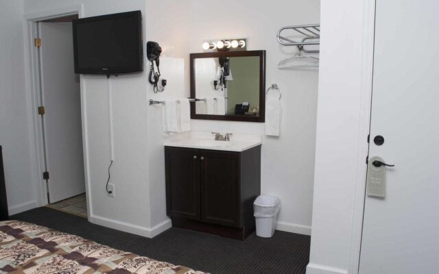 OYO Travelier Motel