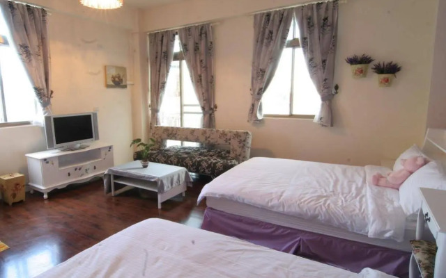 19 Wuu Wuu Guest House