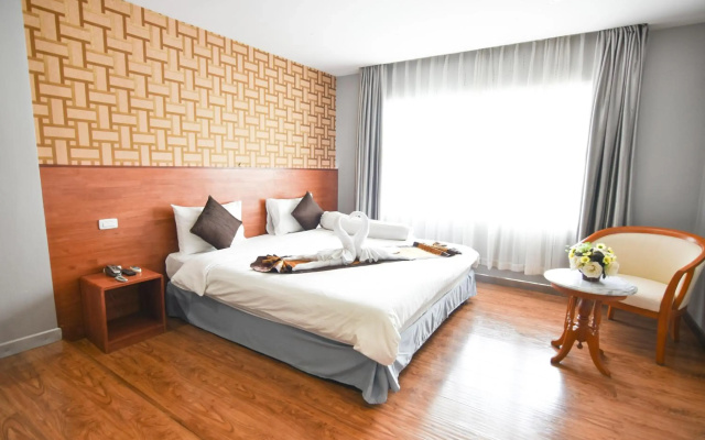CBD Hotel Suratthani