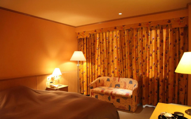 Yuzawa Royal Hotel