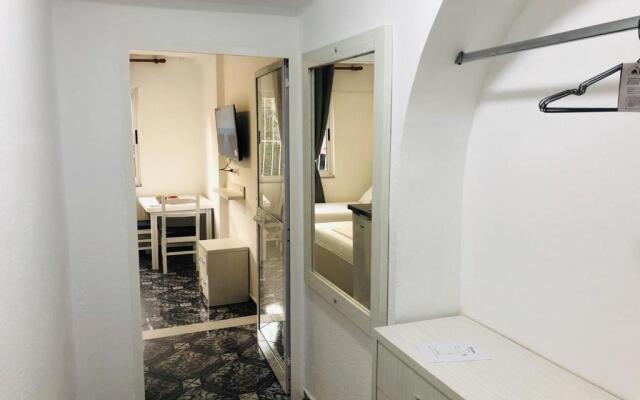 City Rooms and Studio Apartments