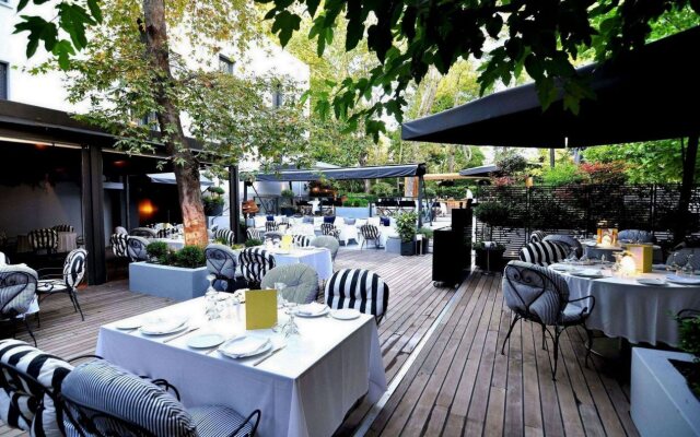 The Twenty One Hotel