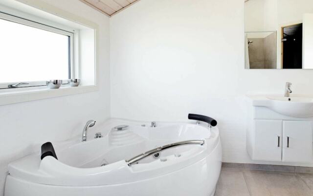Tasteful Holiday Home in Hjørring Near Sea