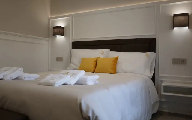 Golden Residence