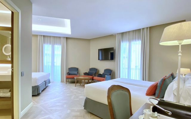 Lamaro Hotel - Image 3