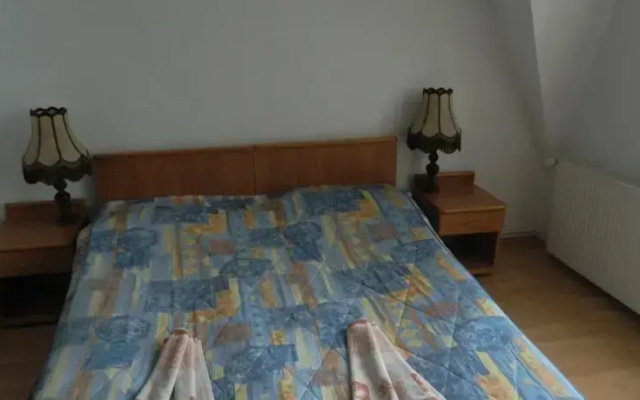 Pałacyk Srebrna Fala