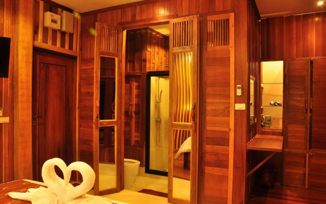 Vieng Tara Villa