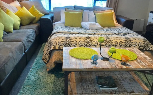 Lake Edge Family Cottage Panoramic View – Guest Rooms – Queenstown