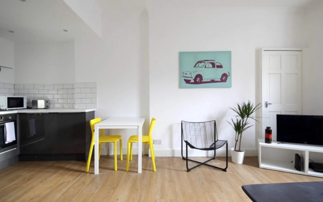 Modern Apartment in the Heart of Edinburgh