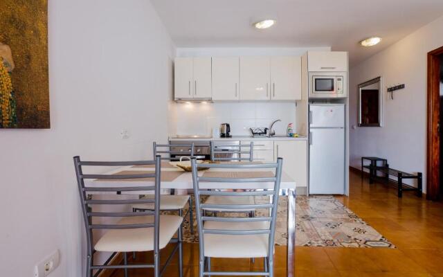 Apartment Garden City 6