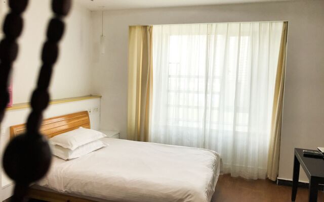 New Space New Hotel (Zhongshan Park)