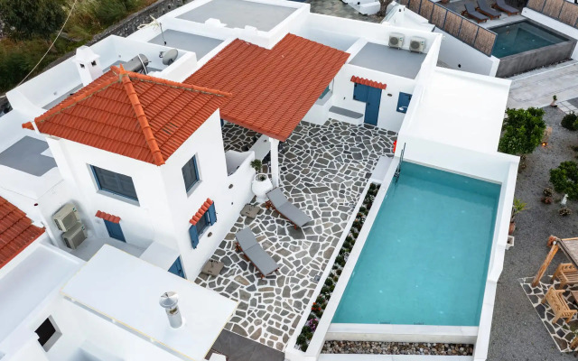 Kalathos Square Luxury Suites