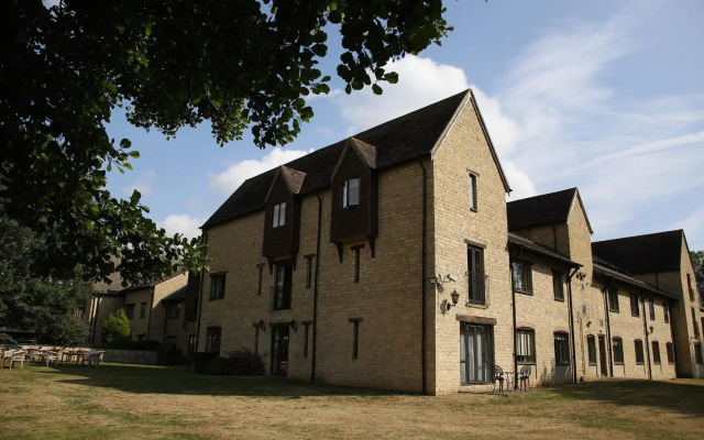 voco Oxford Spires by IHG