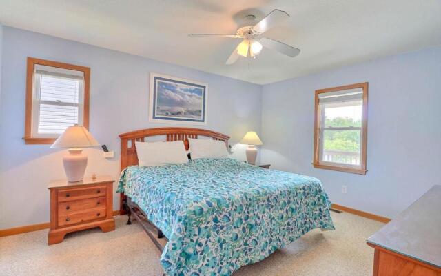 6061 - Bark O Lounge