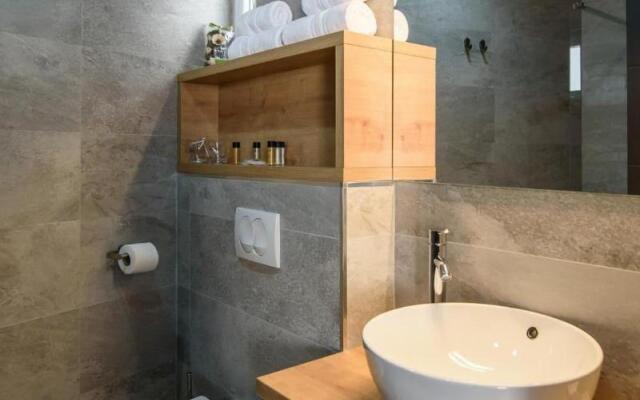 ORA Luxury Rooms